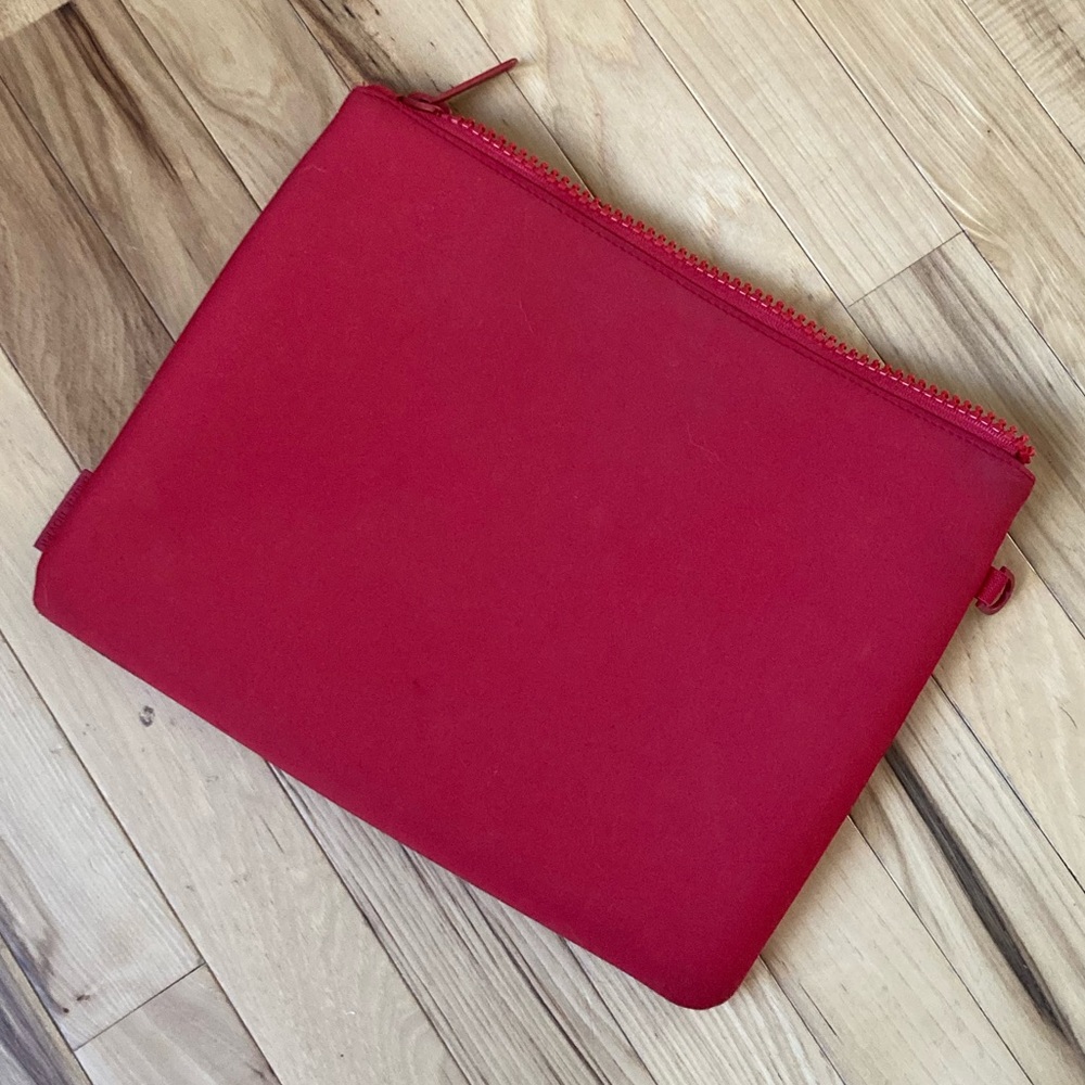 Dagne Dover Laptop Sleeve